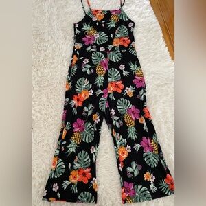 H&M- girl’s floral jumpsuit (10-12Y)